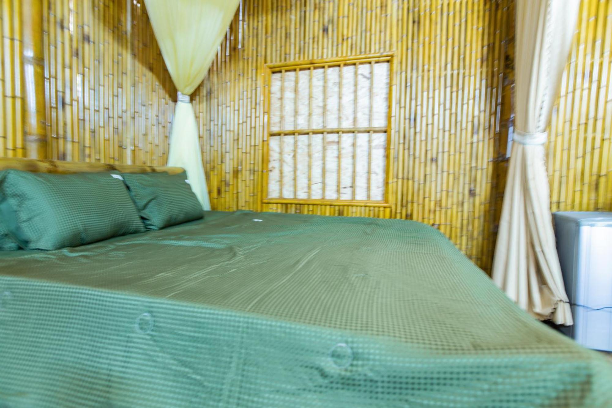 Thung Sen Tam Coc Chalets Ninh Binh Bilik gambar