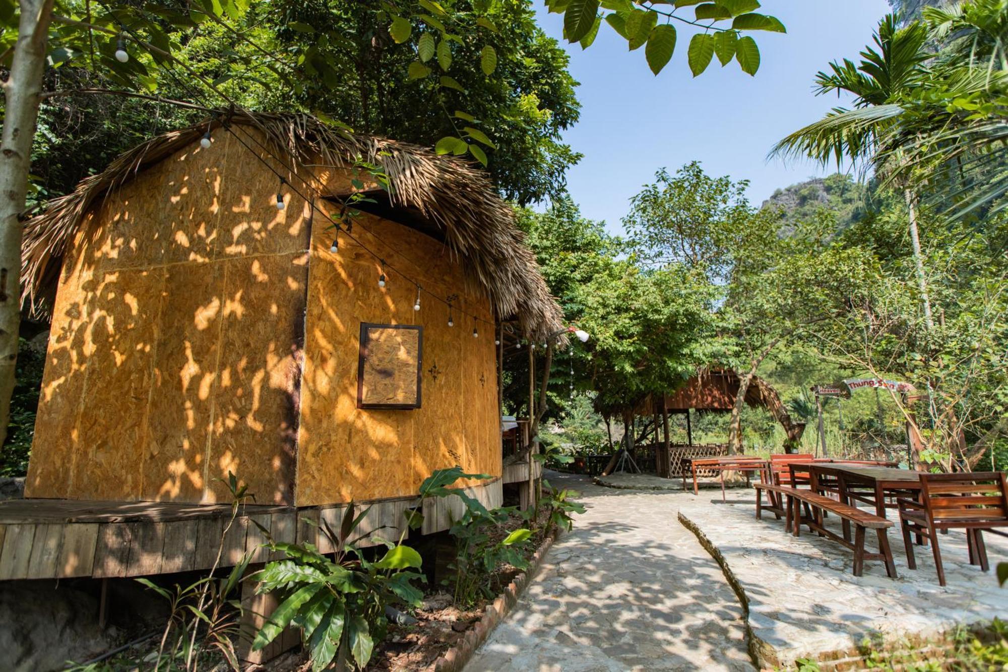 Thung Sen Tam Coc Chalets Ninh Binh Bilik gambar